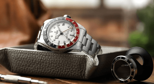 How to Find Authentic Tudor Watches Through Trusted Retailers