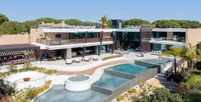 Beyond the beachfront: the new standards of luxury real estate in the Algarve