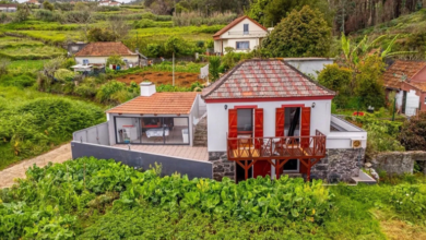 How Real Estate Experts Help Buyers Navigate Portuguese Property Regulations